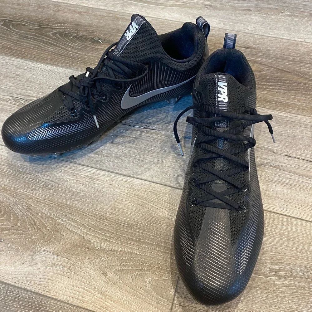 Nike VPR men’s cleats NWOB